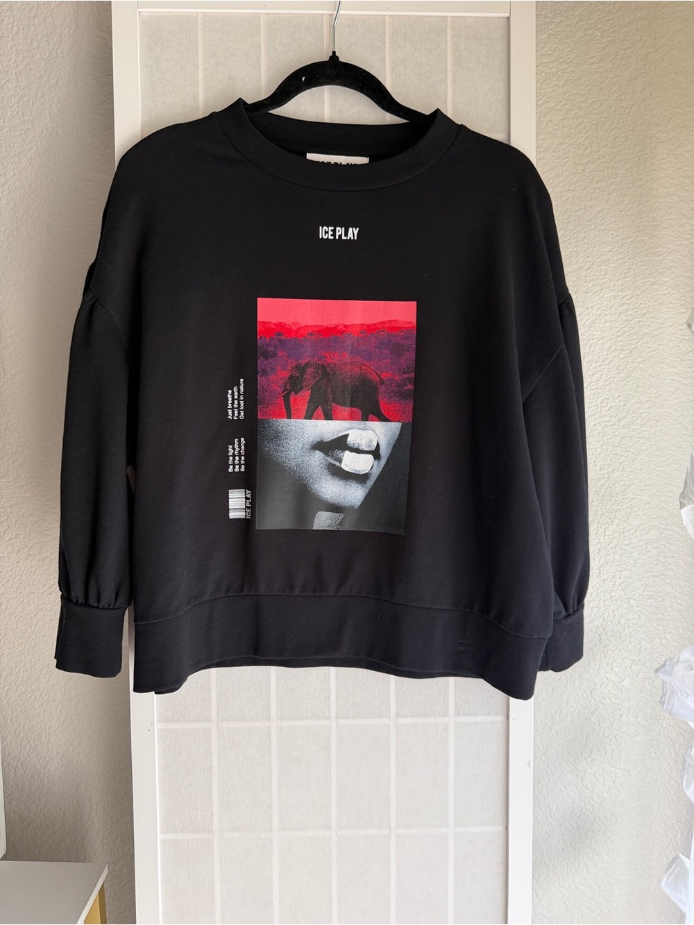 Black Graphic Crewneck Sweatshirt